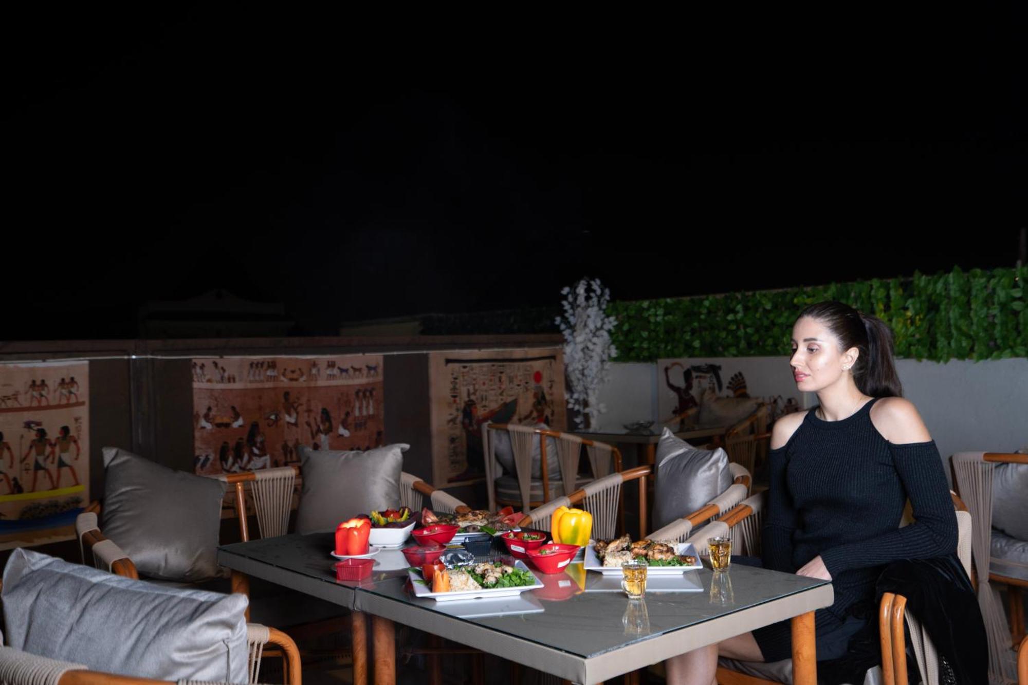 Hotel King Of Pharaohs Pyramids View Cairo