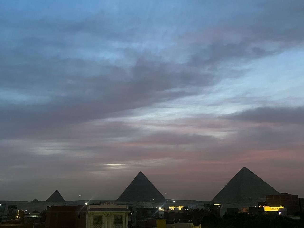 King Of Pharaohs Pyramids View 3* Cairo